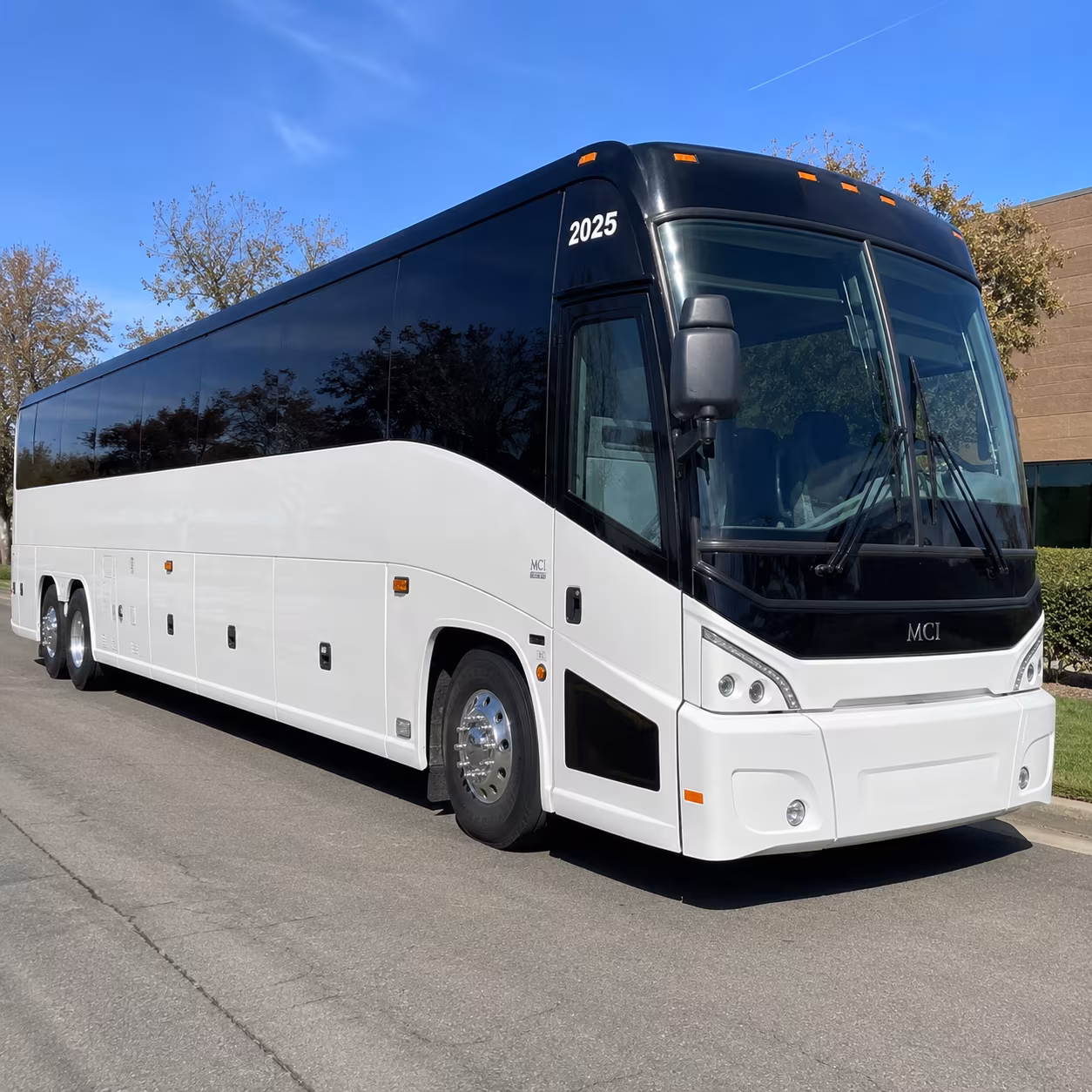 airport shuttle buses from fremont to oak sjc and sfo